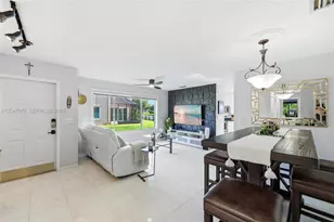 1725 SW 109th Terrace, Davie, FL 33324 - Photo 7