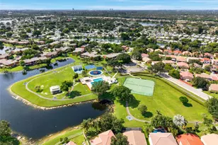 1725 SW 109th Terrace, Davie, FL 33324 - Photo 35
