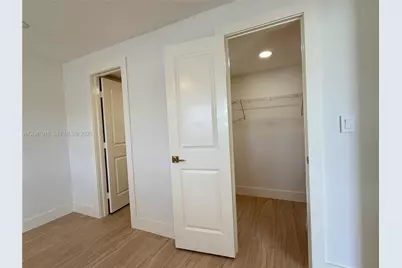 8600 Sunrise Lakes Blvd #102, Sunrise, FL 33322 - Photo 15