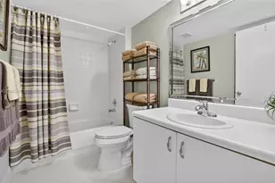 1651 SW 127th Ave, Pembroke Pines, FL 33027 - Photo 13