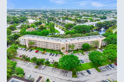 2101 Lucaya Bnd #E1, Coconut Creek, FL 33066 - Photo 37