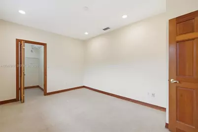 8320 NW 167th Ter #0, Miami Lakes, FL 33016 - Photo 25