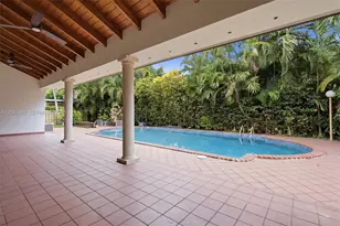 8320 NW 167th Terrace, Miami Lakes, FL 33016 - Photo 37