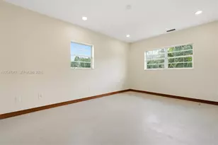 8320 NW 167th Terrace, Miami Lakes, FL 33016 - Photo 23