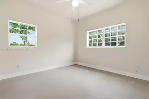 8320 NW 167th Terrace, Miami Lakes, FL 33016 - Photo 21