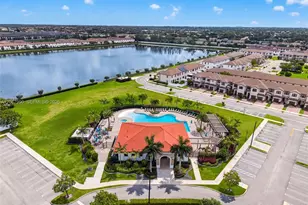 10908 W 32nd Ln, Hialeah, FL 33018 - Photo 35