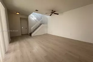 1595 Seagrape Way, Hollywood, FL 33019 - Photo 3