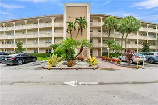 2305 Lucaya Ln, Coconut Creek, FL 33066 - Photo 17