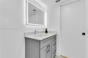 2305 Lucaya Ln, Coconut Creek, FL 33066 - Photo 25