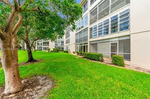 2305 Lucaya Ln, Coconut Creek, FL 33066 - Photo 37