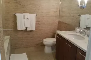 50 Biscayne Blvd, Miami, FL 33132 - Photo 15