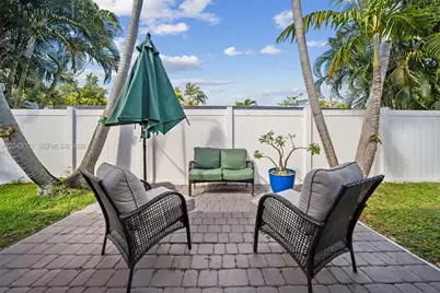 1634 NE 4th Pl, Fort Lauderdale, FL 33301 - Photo 43