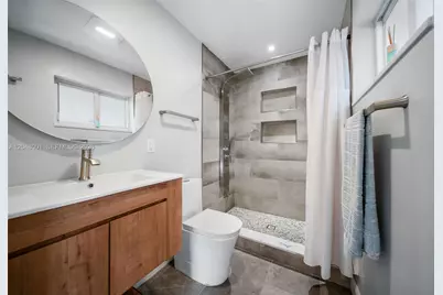 1634 NE 4th Pl, Fort Lauderdale, FL 33301 - Photo 55