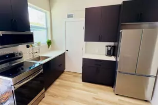 220 NW 126th St, North Miami, FL 33168 - Photo 5