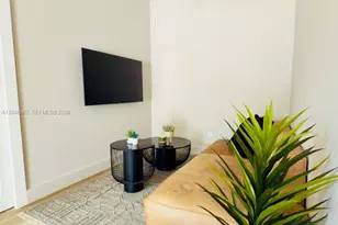 220 NW 126th St, North Miami, FL 33168 - Photo 9