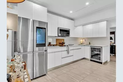 310 SW 65th Ave, Miami, FL 33144 - Photo 9