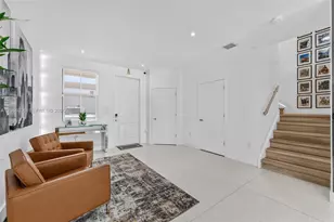 11024 W 35th Ln, Hialeah, FL 33018 - Photo 3
