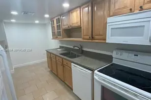 18061 Biscayne Blvd, Aventura, FL 33160 - Photo 5