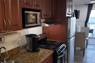 19201 Collins Ave, Sunny Isles Beach, FL 33160 - Photo 7
