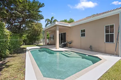 1097 Allamanda Way, Weston, FL 33327 - Photo 37