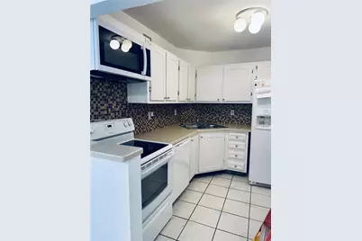 3105 Oakland Shores Dr #J205, Oakland Park, FL 33309 - Photo 1