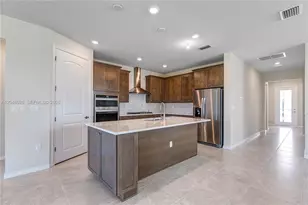 4480 Gramercy Dr, Oakland Park, FL 33309 - Photo 9