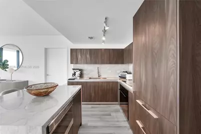 3131 NE 7th Ave #2706, Miami, FL 33137 - Photo 13