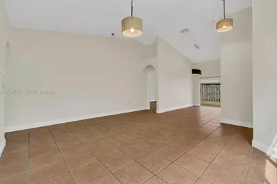 4916 SW 154th Ave, Miami, FL 33185 - Photo 9