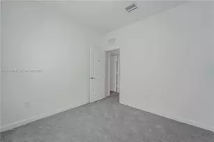 701 SE 13th St Cir, Homestead, FL 33034 - Photo 17