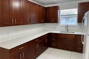 181 NW 47th Ave, Miami, FL 33126 - Photo 5
