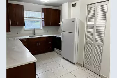 181 NW 47th Ave #9, Miami, FL 33126 - Photo 3