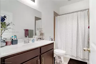 355 SE 1st Dr, Deerfield Beach, FL 33441 - Photo 9