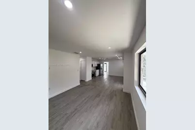 2530 NW 14th Ct, Fort Lauderdale, FL 33311 - Photo 11