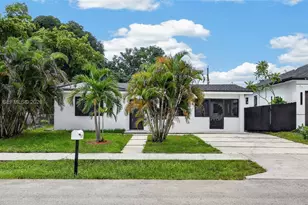 2530 NW 14th Ct, Fort Lauderdale, FL 33311 - Photo 1