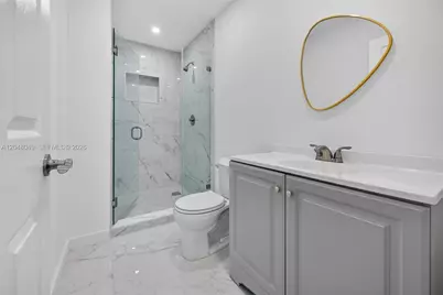 2530 NW 14th Ct, Fort Lauderdale, FL 33311 - Photo 17