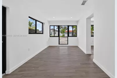 2530 NW 14th Ct, Fort Lauderdale, FL 33311 - Photo 9