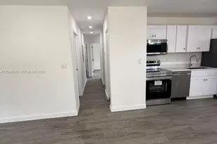 2530 NW 14th Ct, Fort Lauderdale, FL 33311 - Photo 5