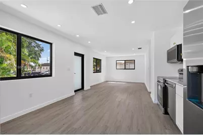 2530 NW 14th Ct, Fort Lauderdale, FL 33311 - Photo 7