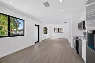 2530 NW 14th Ct, Fort Lauderdale, FL 33311 - Photo 7