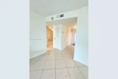 9660 Sunrise Lakes Blvd #202, Sunrise, FL 33322 - Photo 13