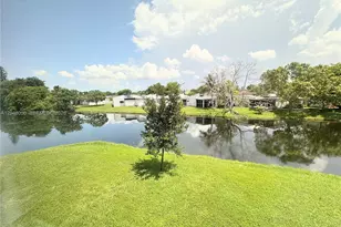 9660 Sunrise Lakes Blvd, Sunrise, FL 33322 - Photo 27