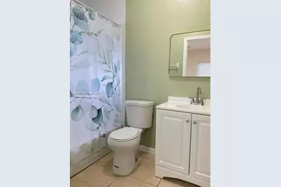 1240 NW 102nd St #1240, Miami, FL 33147 - Photo 17