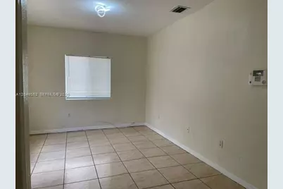 1240 NW 102nd St #1240, Miami, FL 33147 - Photo 3