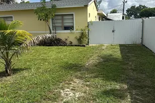 655 NW 152nd St, Miami, FL 33169 - Photo 1