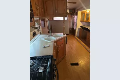 655 NW 152nd St #655, Miami, FL 33169 - Photo 9
