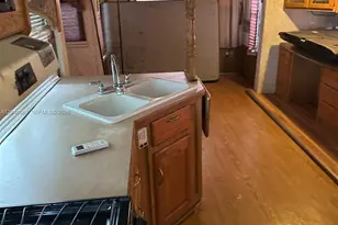 655 NW 152nd St, Miami, FL 33169 - Photo 9