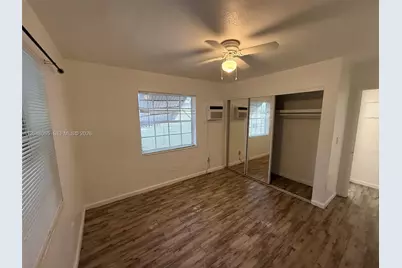 34 SW 5th St #1-2, Hallandale Beach, FL 33009 - Photo 7