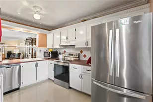 204 E Laurel Dr, Margate, FL 3063 - Photo 5