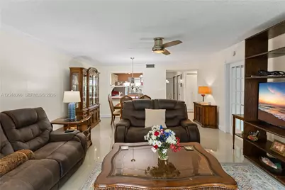 204 E Laurel Dr #1204, Margate, FL 3063 - Photo 3