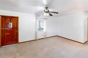 1560 NE 12th St, Homestead, FL 33033 - Photo 7